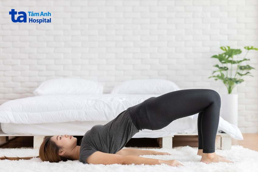 cây cầu yoga giảm mỡ bắp chân
