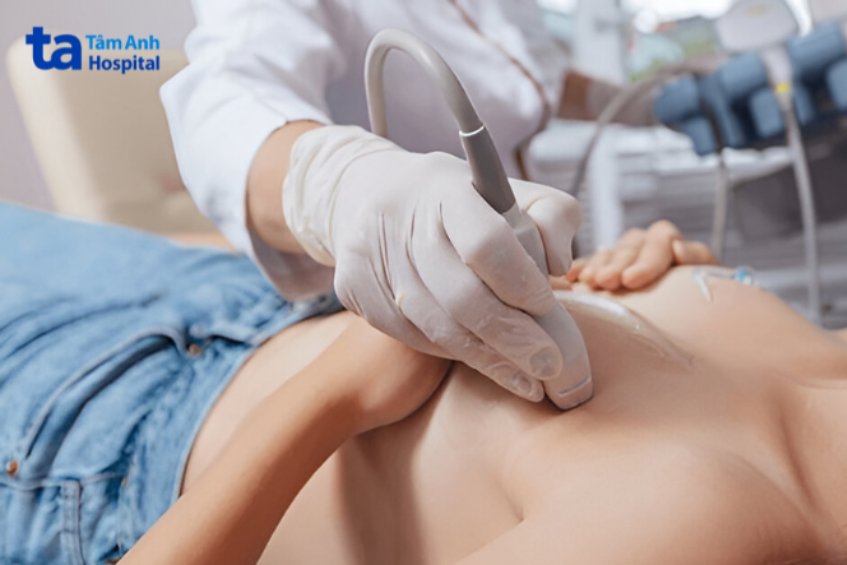 Chẩn đoán tình trạng vú bị nhọn