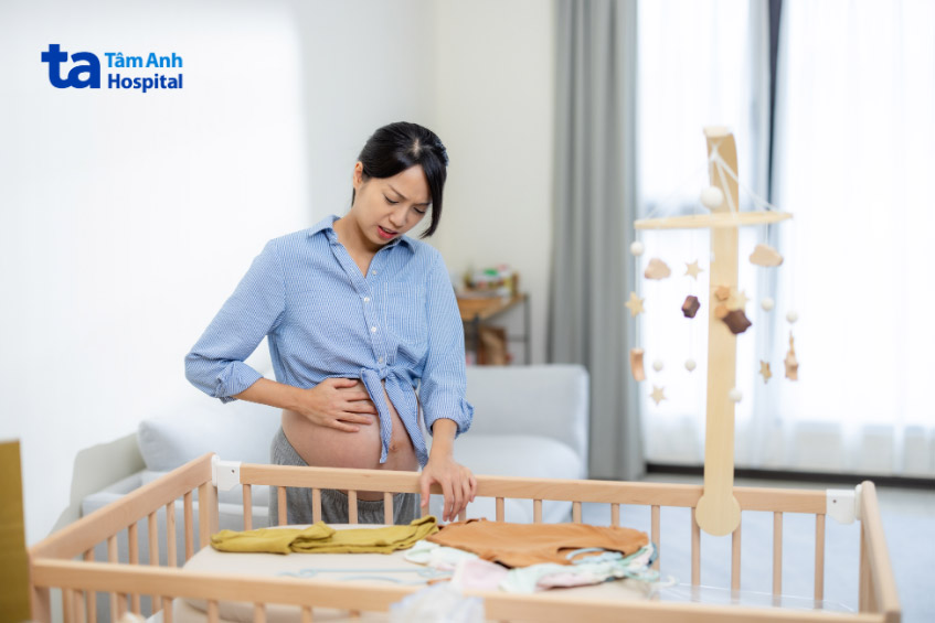có dấu hiệu sắp sinh mẹ bầu cần đến bệnh viện