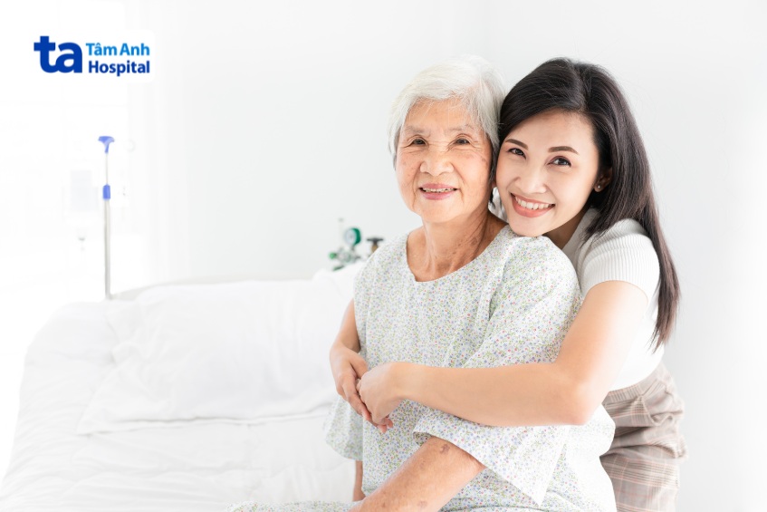 động viên chăm sóc người bệnh phục hồi sau tai biến