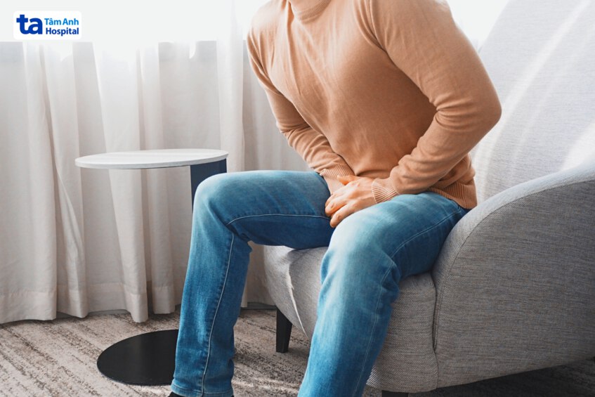 dương vật cong lên gây đau đớn cho nam giới