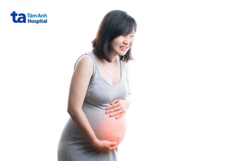 Rau tiền đạo trung tâm có thể gây ra nguy cơ sinh non cho mẹ