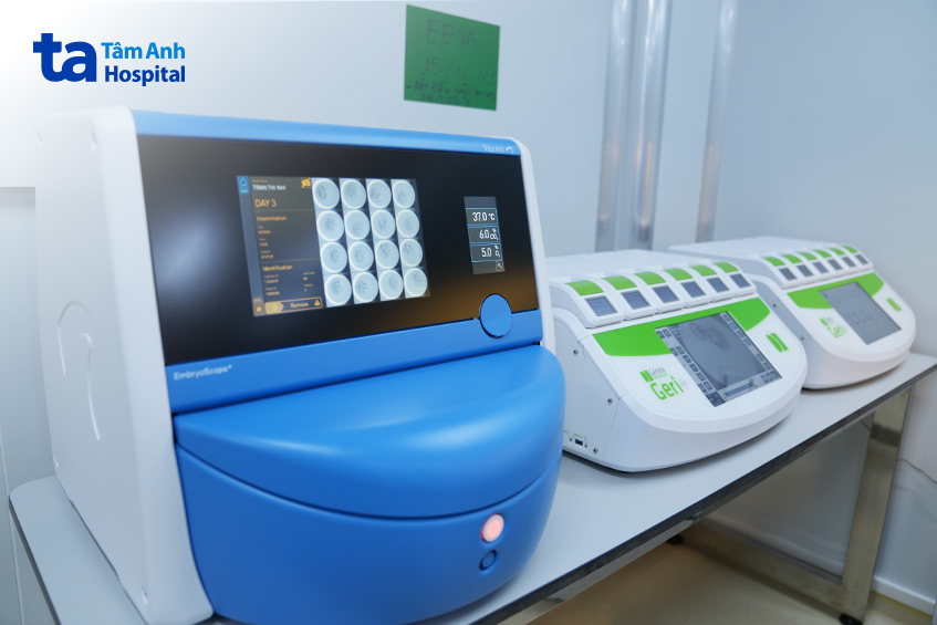 Hệ thống tủ nuôi cấy phôi Timelapse giúp nâng cao tỷ lệ nuôi phôi ngày 5 tại BVĐK Tâm Anh