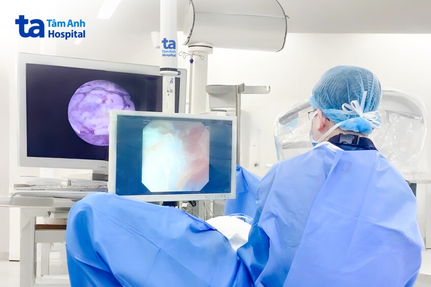 hình ảnh buổi phẫu thuật