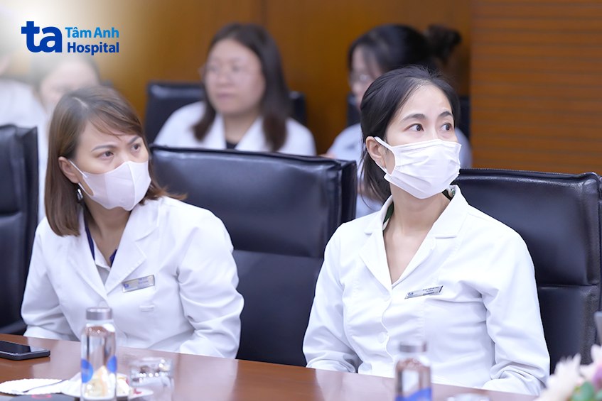 hội thảo x quang vú 7