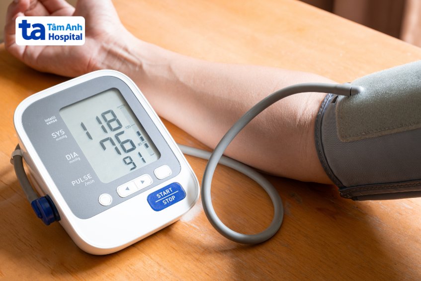 Huyết áp bình thường ở người trưởng thành là dưới 120/80mmHg