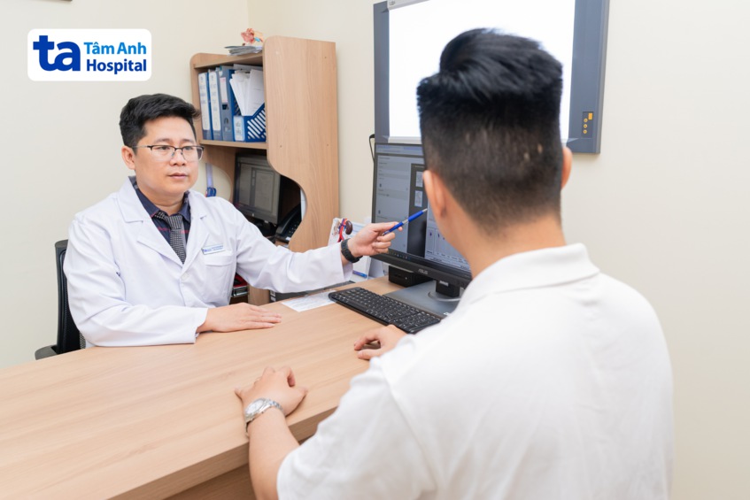 khám và điều trị tình trạng cong dương vật