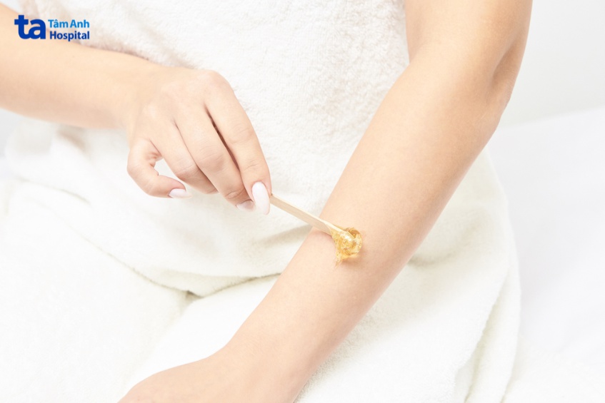 không thử tự tẩy lông tại nhà