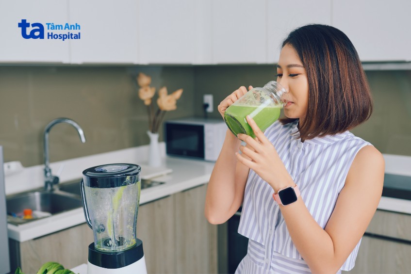 nên uống nước ép ngay sau khi làm