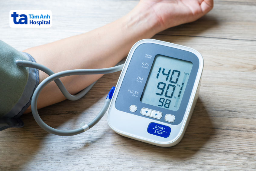 Người có huyết áp bất thường thuộc nhóm đối tượng không được hiến máu