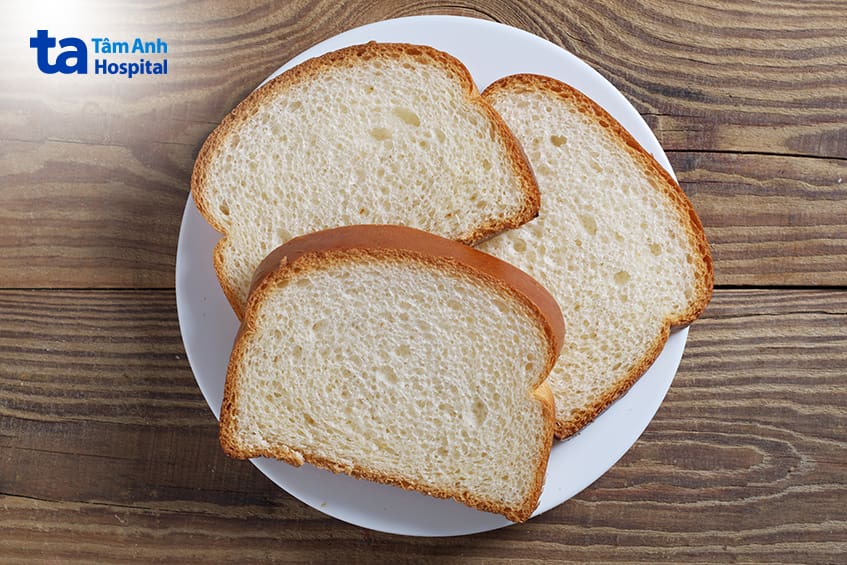 Bánh mì trắng là gì? Thành phần dinh dưỡng và chỉ số đường huyết
