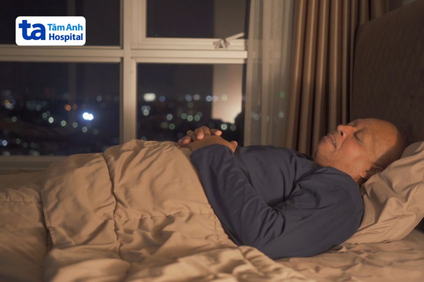 Nhịp tim khi ngủ ở người cao tuổi thường thấp hơn do chức năng tim suy giảm dần