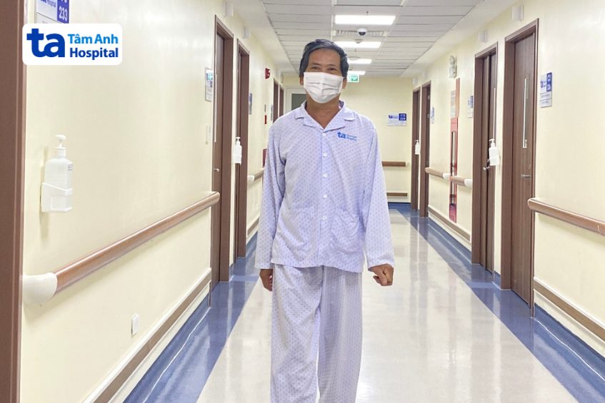 ông lợi đi lại thoải mái mà không cần dụng cụ