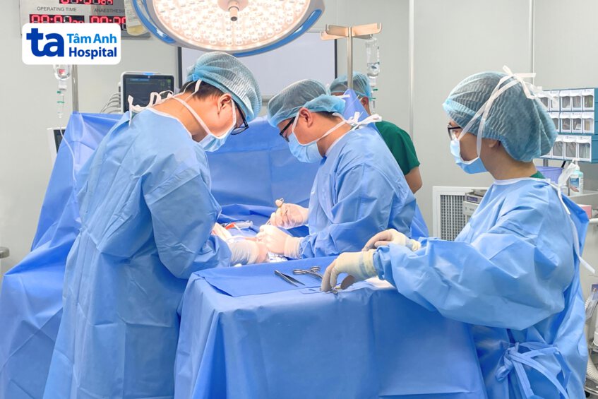 phẫu thuật khắc phục tình trạng cong dương vật