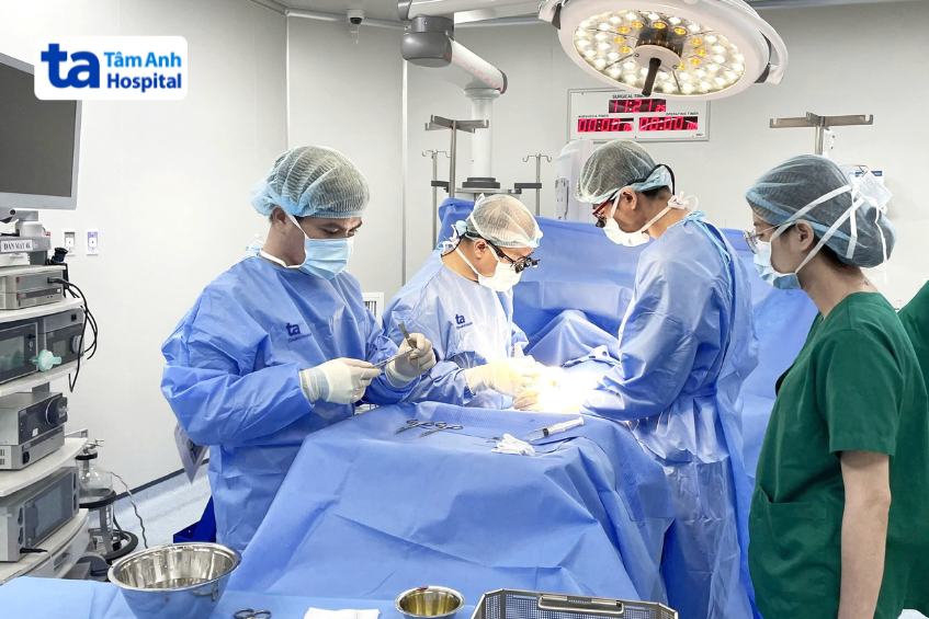 phẫu thuật sửa chữa hậu môn trực tràng ở bệnh nhi