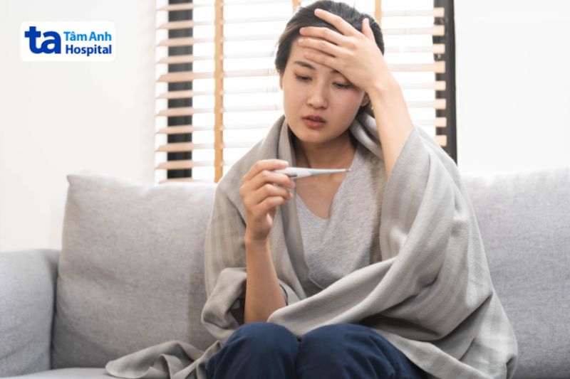 sốt xuất huyết nhẹ có thể điều trị tại nhà