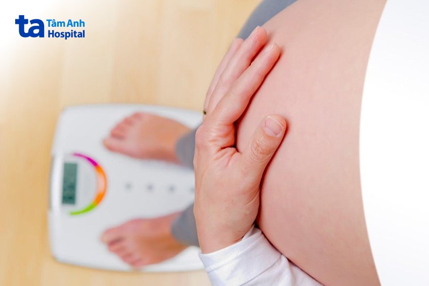 Tăng nguy cơ đau khớp gối sau sinh