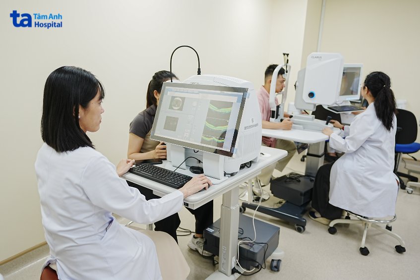trung tâm mắt tâm anh sở hữu thiết bị hiện đại