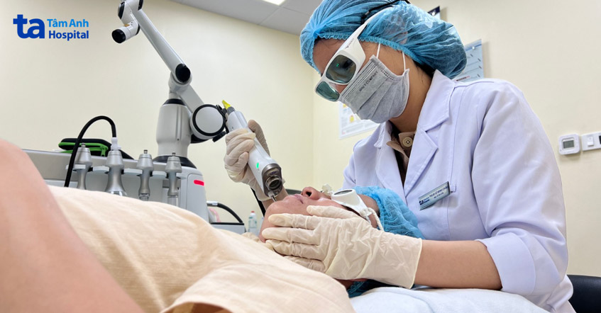 ứng dụng công nghệ hiện đại trong khám và chữa bệnh