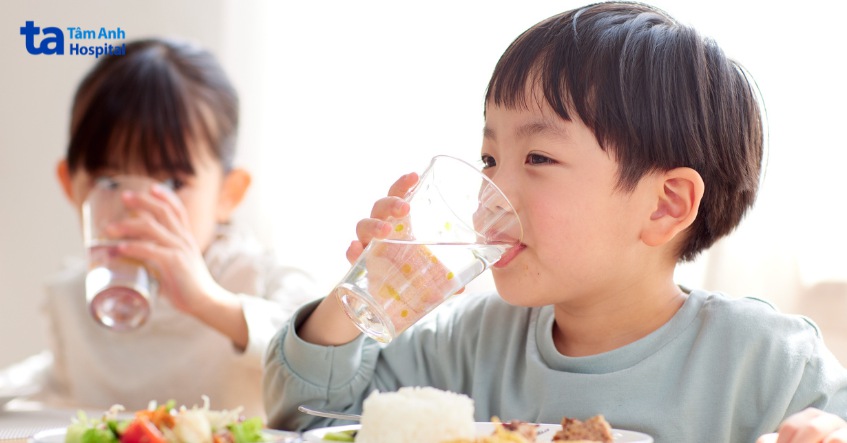 uống đủ nước