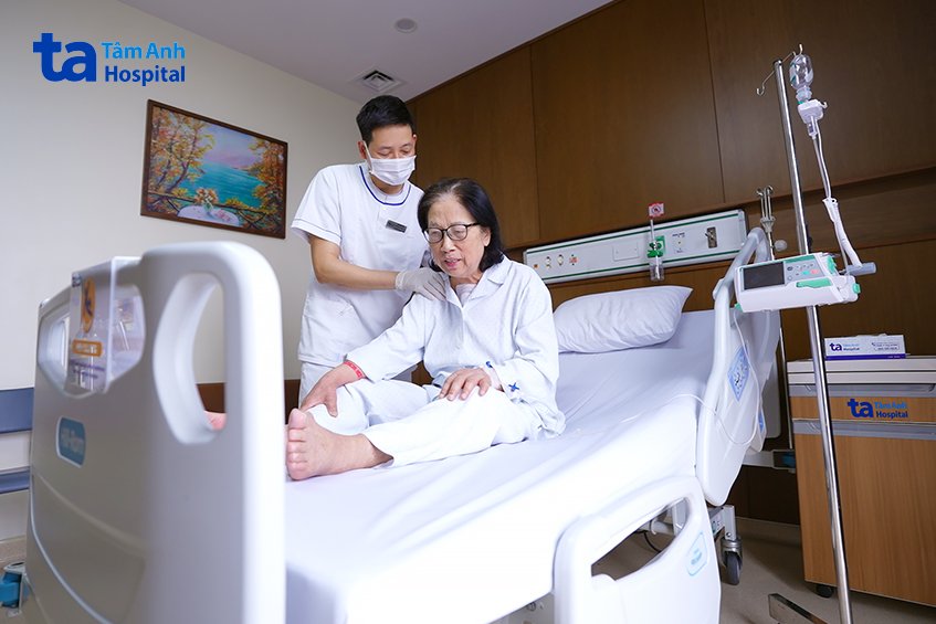 Bà Liễu phục hồi sau phẫu thuật