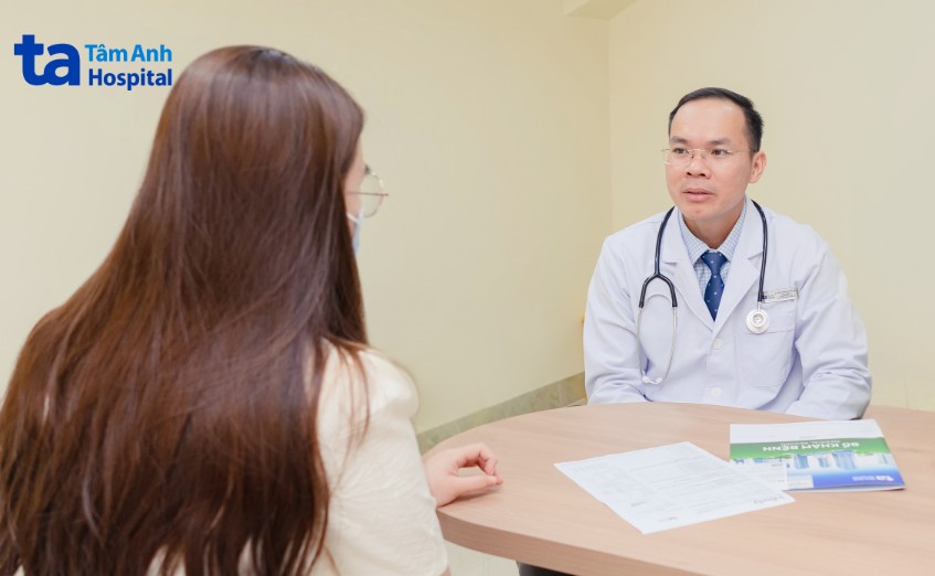 bác sĩ duy tư vấn cho chị t