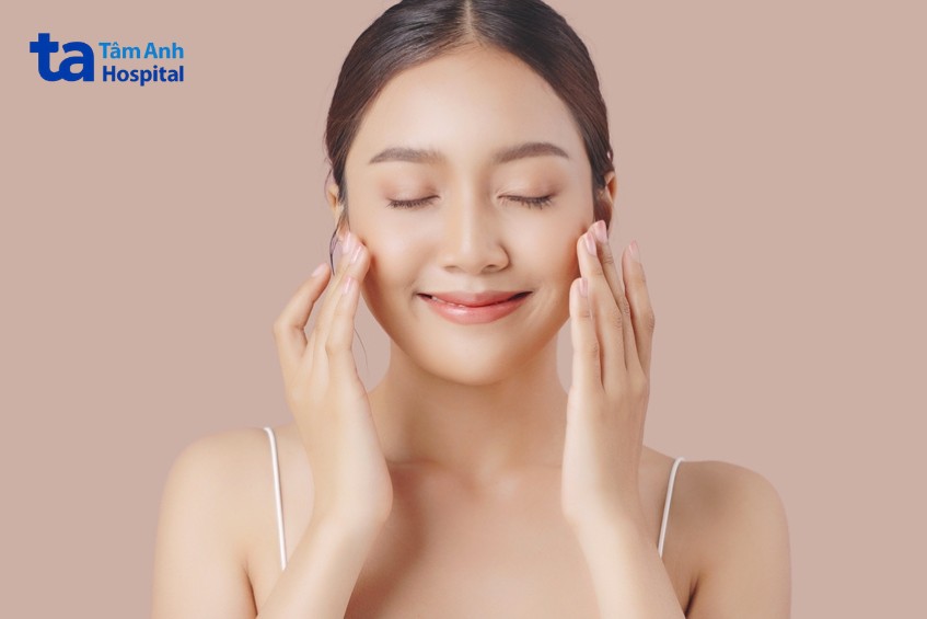 bài tập cười ngậm miệng