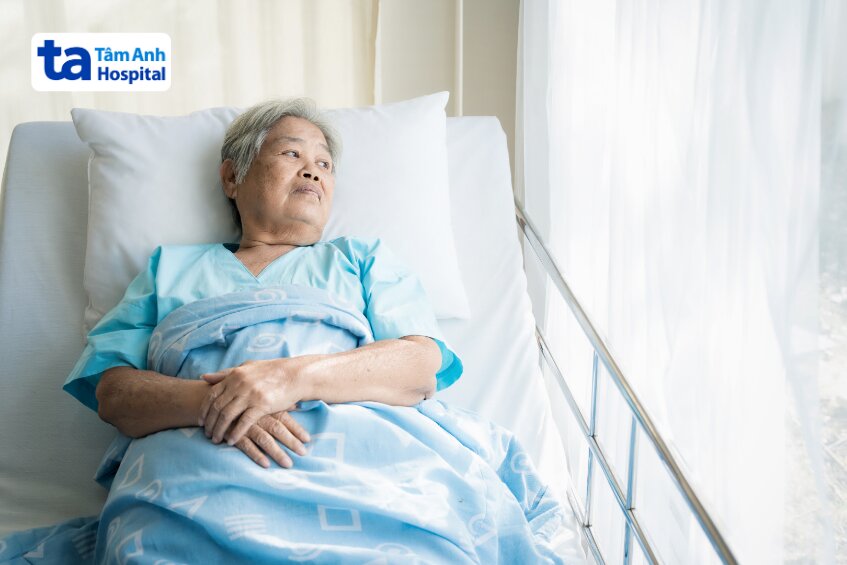 Bệnh nhân bị suy tim toàn bộ được đánh giá là mức độ nặng nghiêm trọng