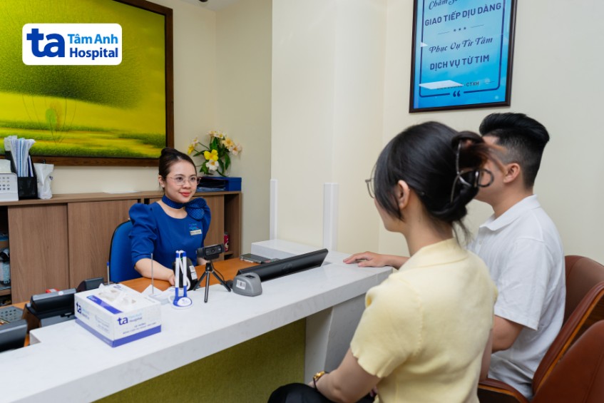 bệnh nhân thăm khám tại IVF Tâm Anh Quận 8