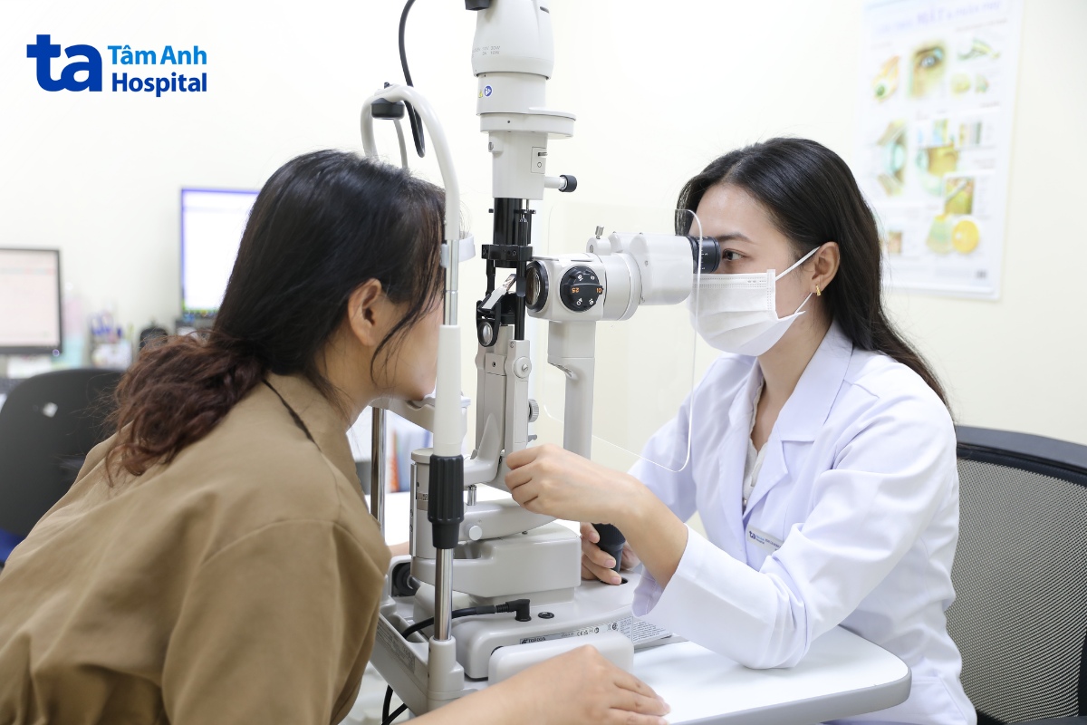 bác sĩ mắt quận 7 uy tín