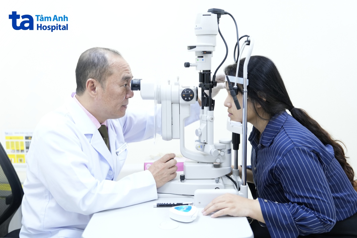 bác sĩ mắt quận 7