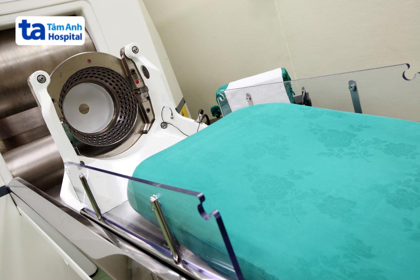 điều trị bằng xạ trị liều bức xạ cao