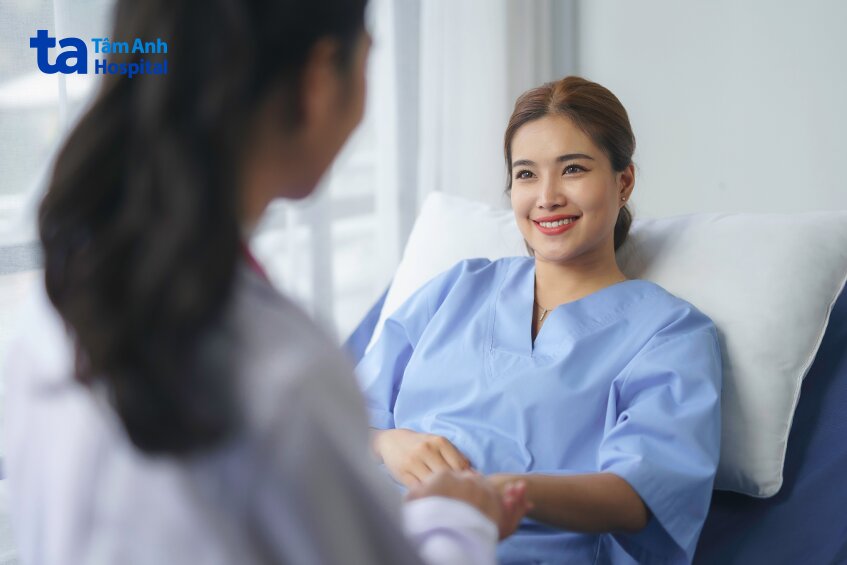 gãy xương sườn sau sinh mổ có thể phục hồi