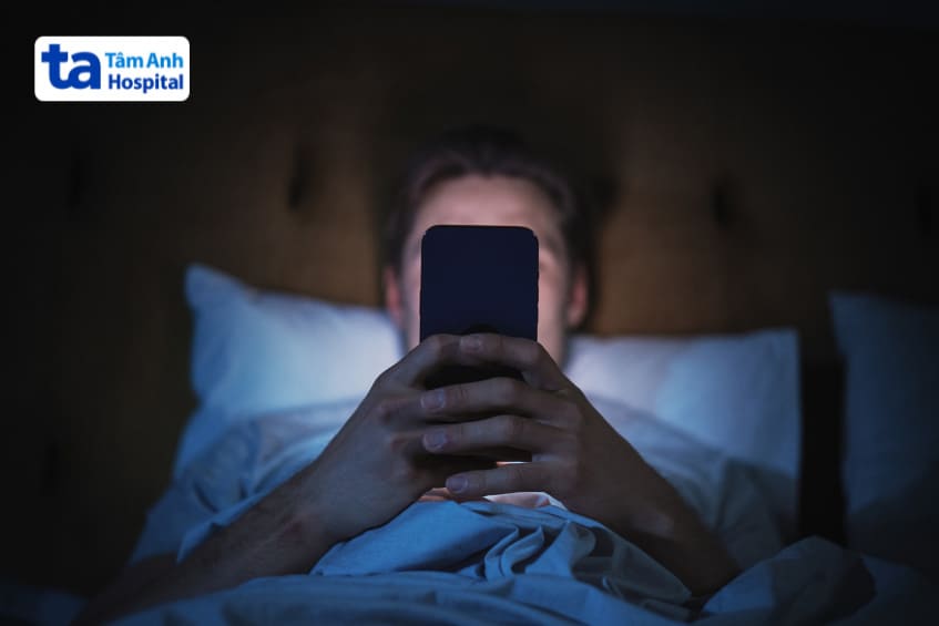 hạn chế tiếp xúc với ánh sáng xanh