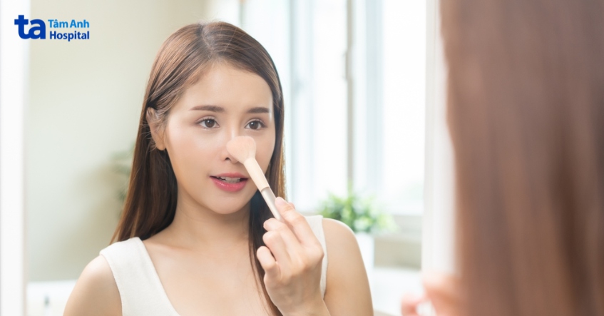 hạn chế trang điểm sau khi tiêm tan filler