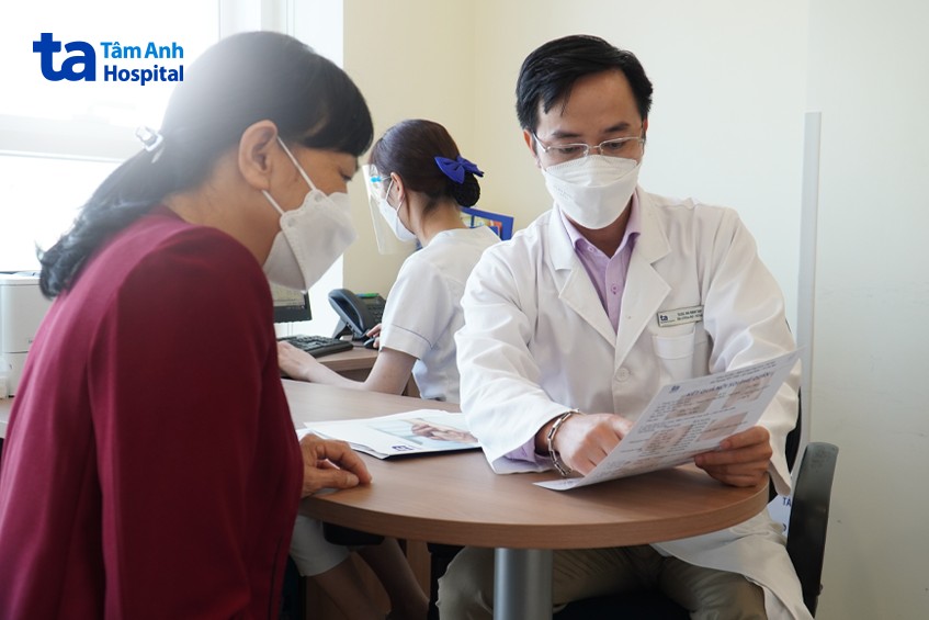 Hiểu được tràn dịch màng phổi khu trú là gì