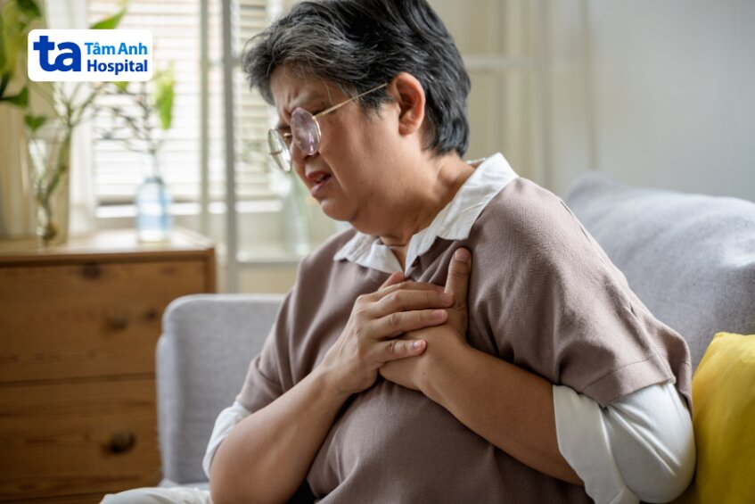 Huyết áp cao kéo dài không được kiểm soát có thể gây biến chứng nhồi máu cơ tim