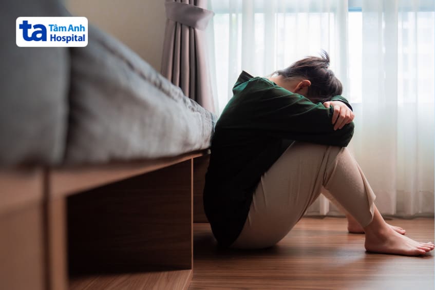 người bị trầm cảm mất ngủ cảm thấy buồn bã tuyệt vọng