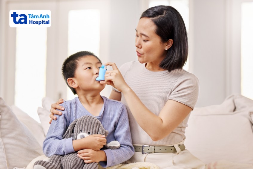 Người có tiền sử gia đình mắc hen suyễn làm tăng nguy cơ phát triển bệnh