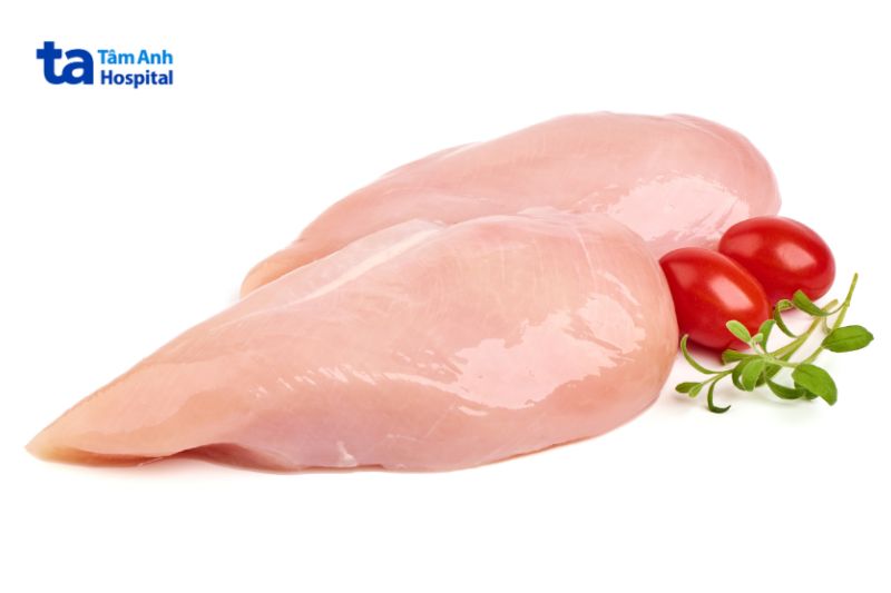 sốt xuất huyết vẫn ăn được thịt gà