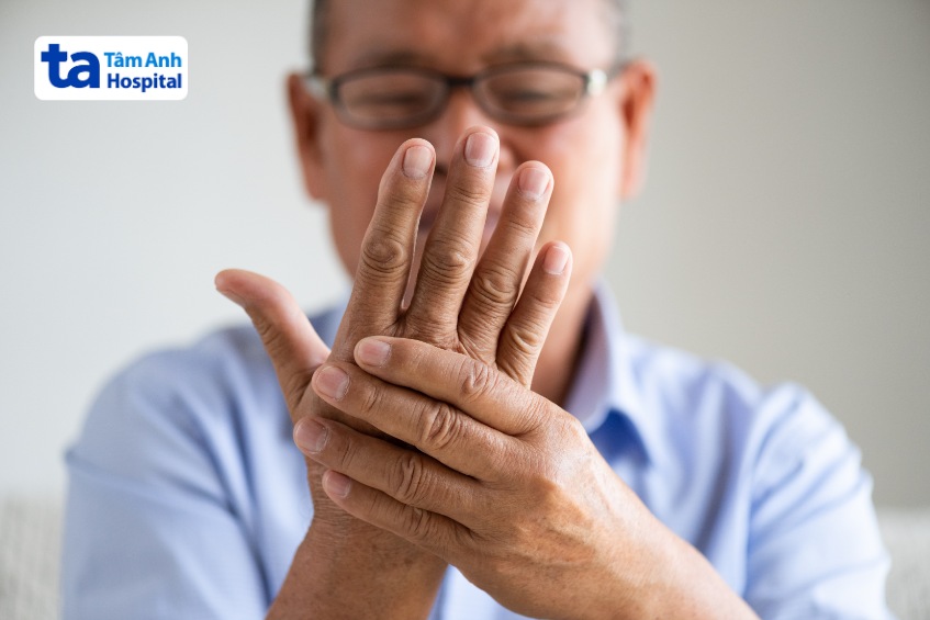 triệu chứng bệnh thần kinh cơ cần khám điều trị
