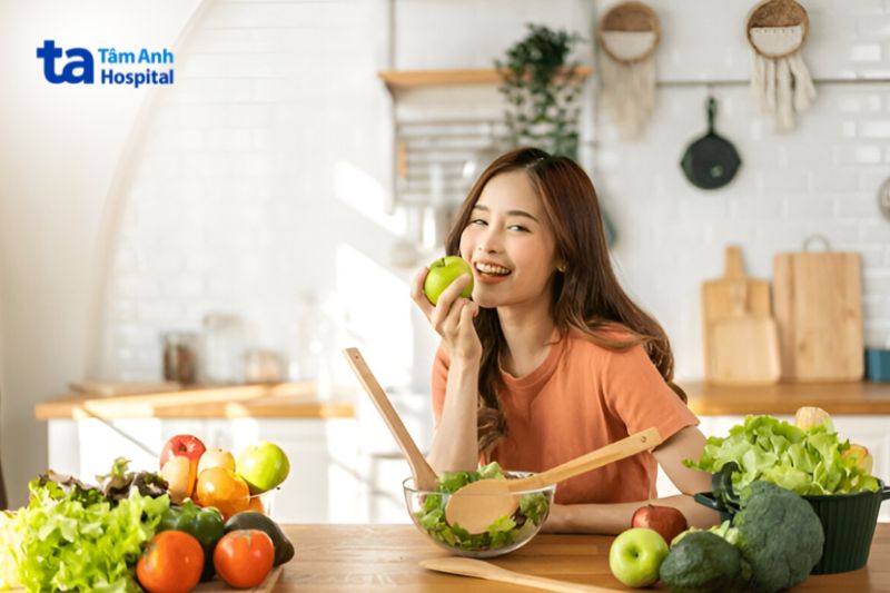 bổ sung rau củ cung cấp dưỡng chất cho môi