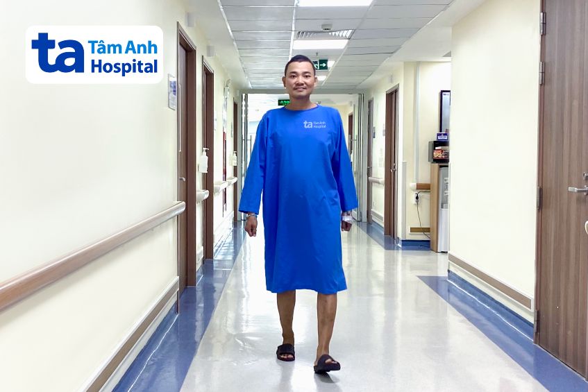 anh điền đi lại sau khi mổ