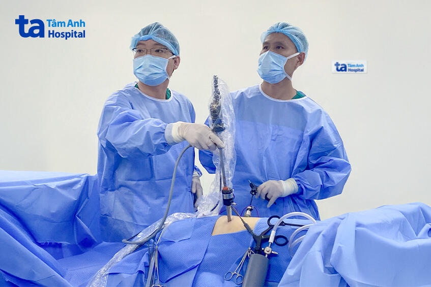 bác sĩ duy và bác sĩ huy