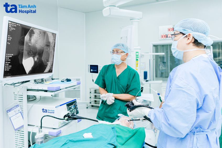 ca mổ nuốt nghẹt do co thắt tâm vị