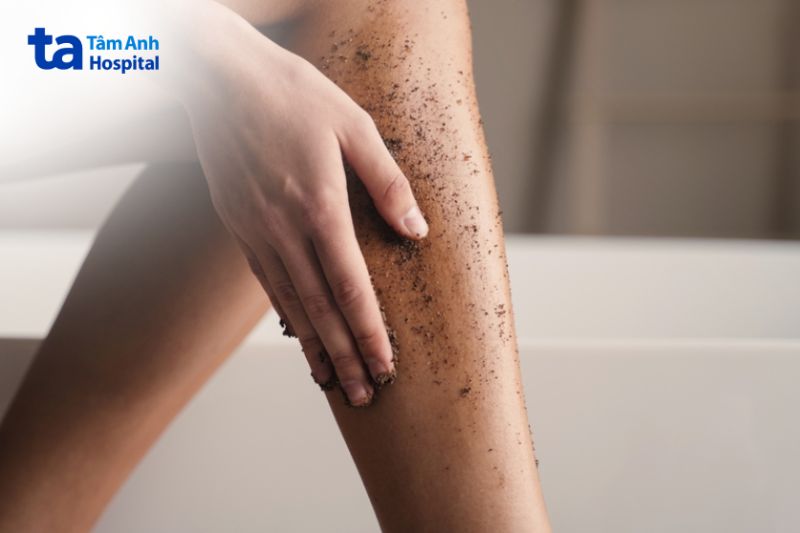 tẩy tế bào chết ngăn ngừa lỗ chân lông viêm