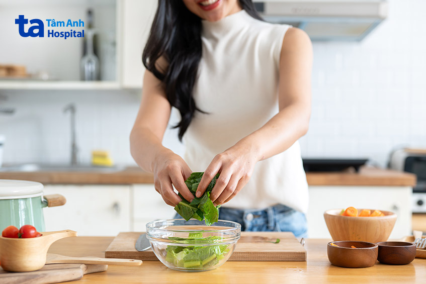 Chất xơ giúp nhu động ruột hoạt động hiệu quả hơn, giảm tình trạng tích tụ khí