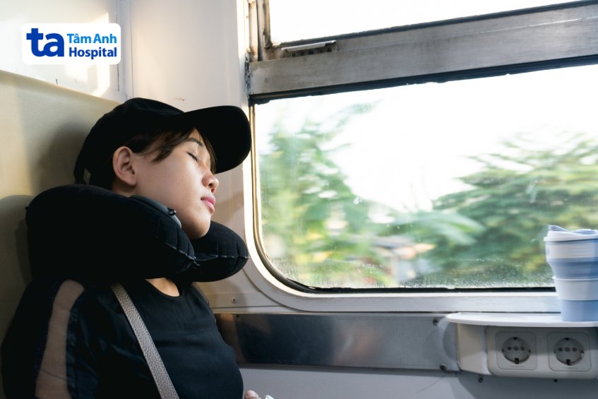 Dùng gối kê cổ giúp hạn chế đau cơ