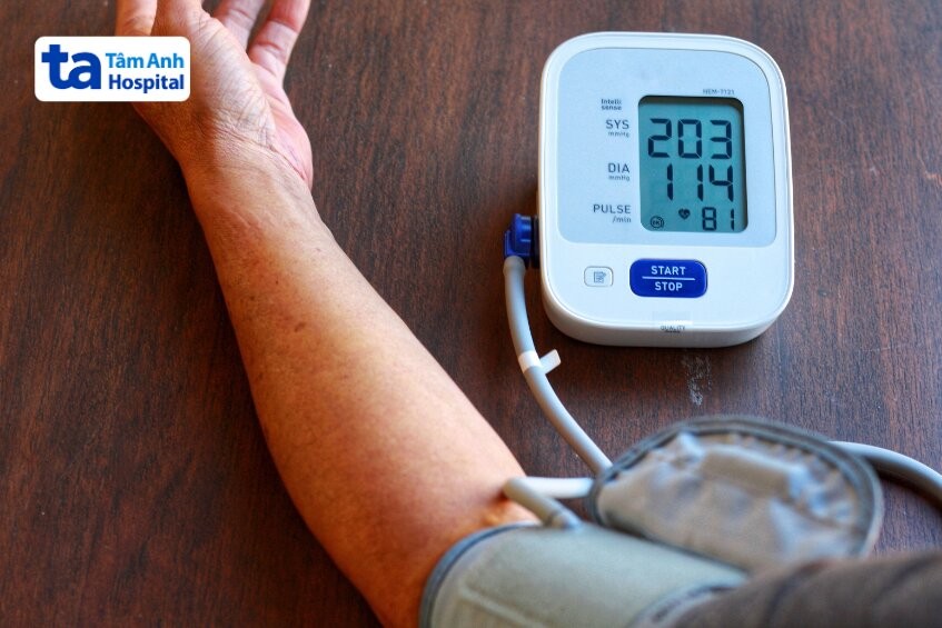 Huyết áp tâm trương cao trên 90mmHg có thể gây ra nhiều biến chứng nguy hiểm