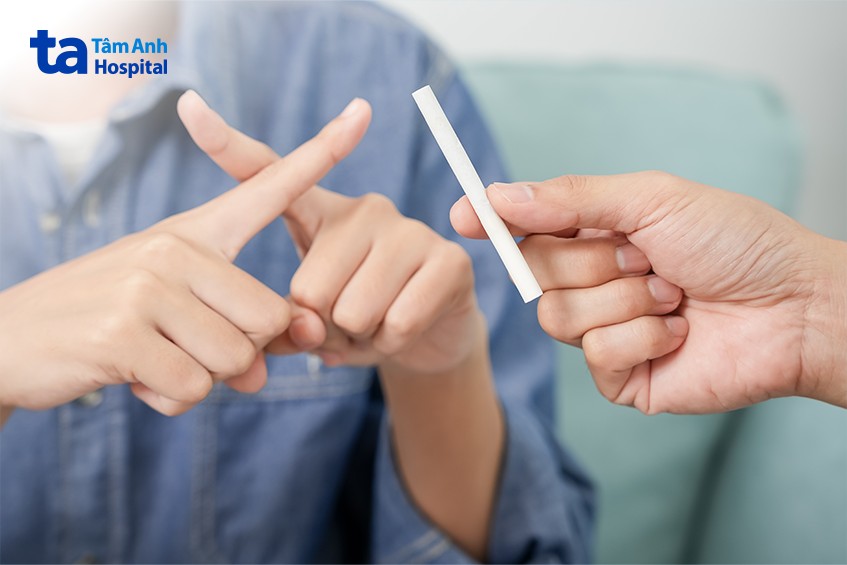 không dùng chất kích thích trước 12 giờ khi xét nghiệm